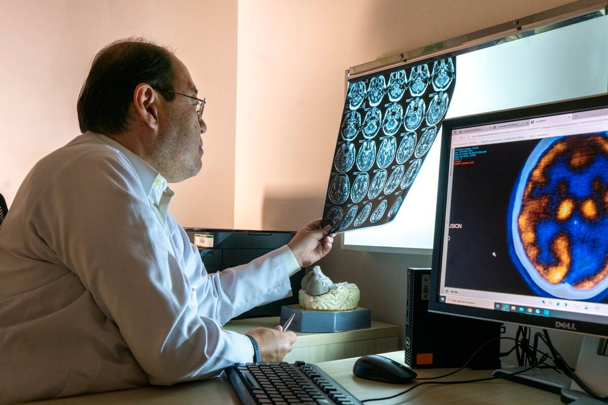 Pacientes se valem do NEMO tanto para prevenir como para tratar doenças que afetam a memória. (Crédito: Egberto Nogueira/imãfotogaleria)